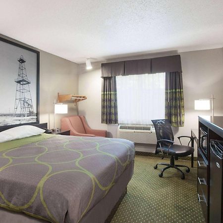 Motel Super 8 By Wyndham Bedford Dfw Airport West Extérieur photo