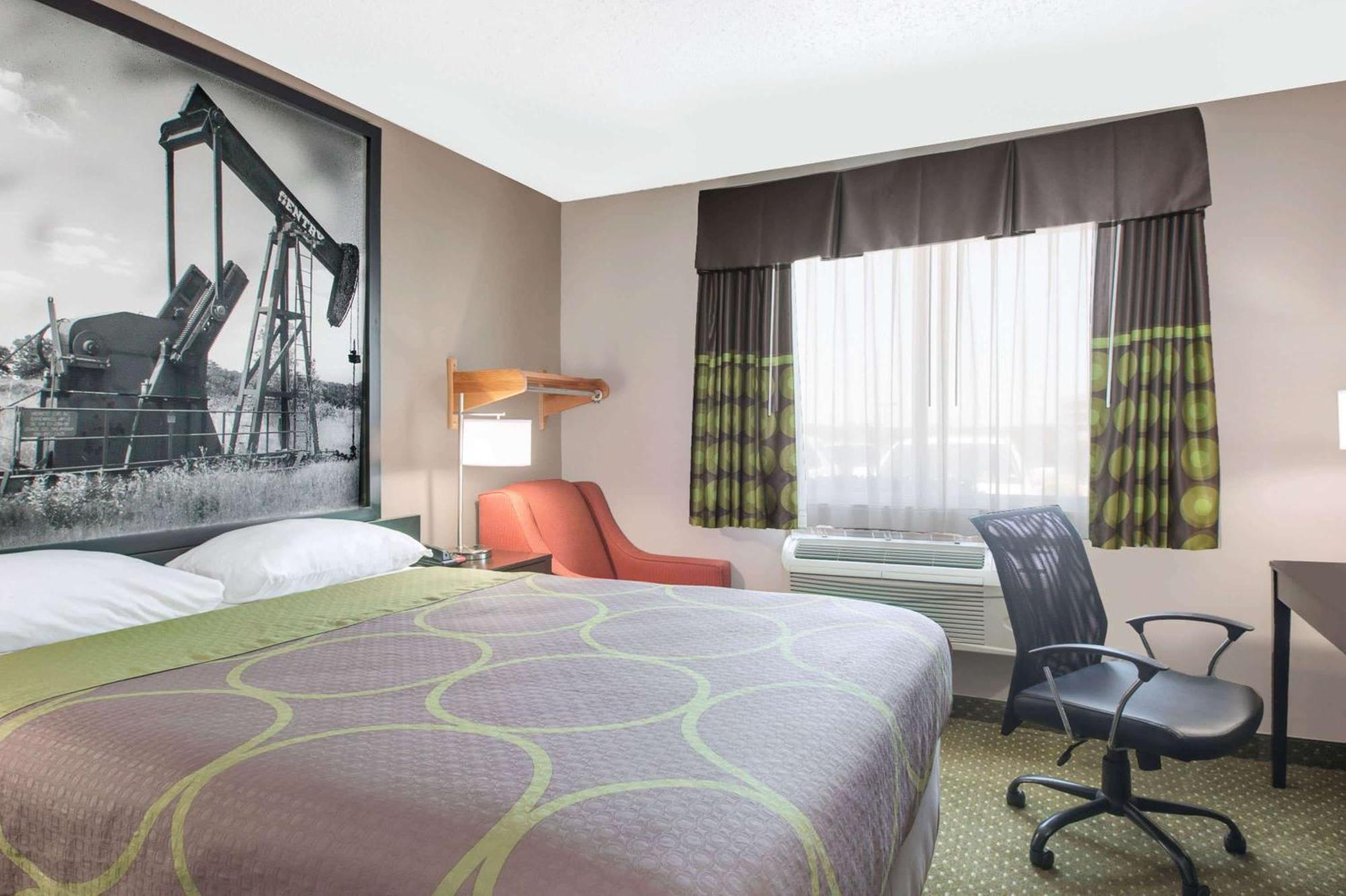 Motel Super 8 By Wyndham Bedford Dfw Airport West Extérieur photo