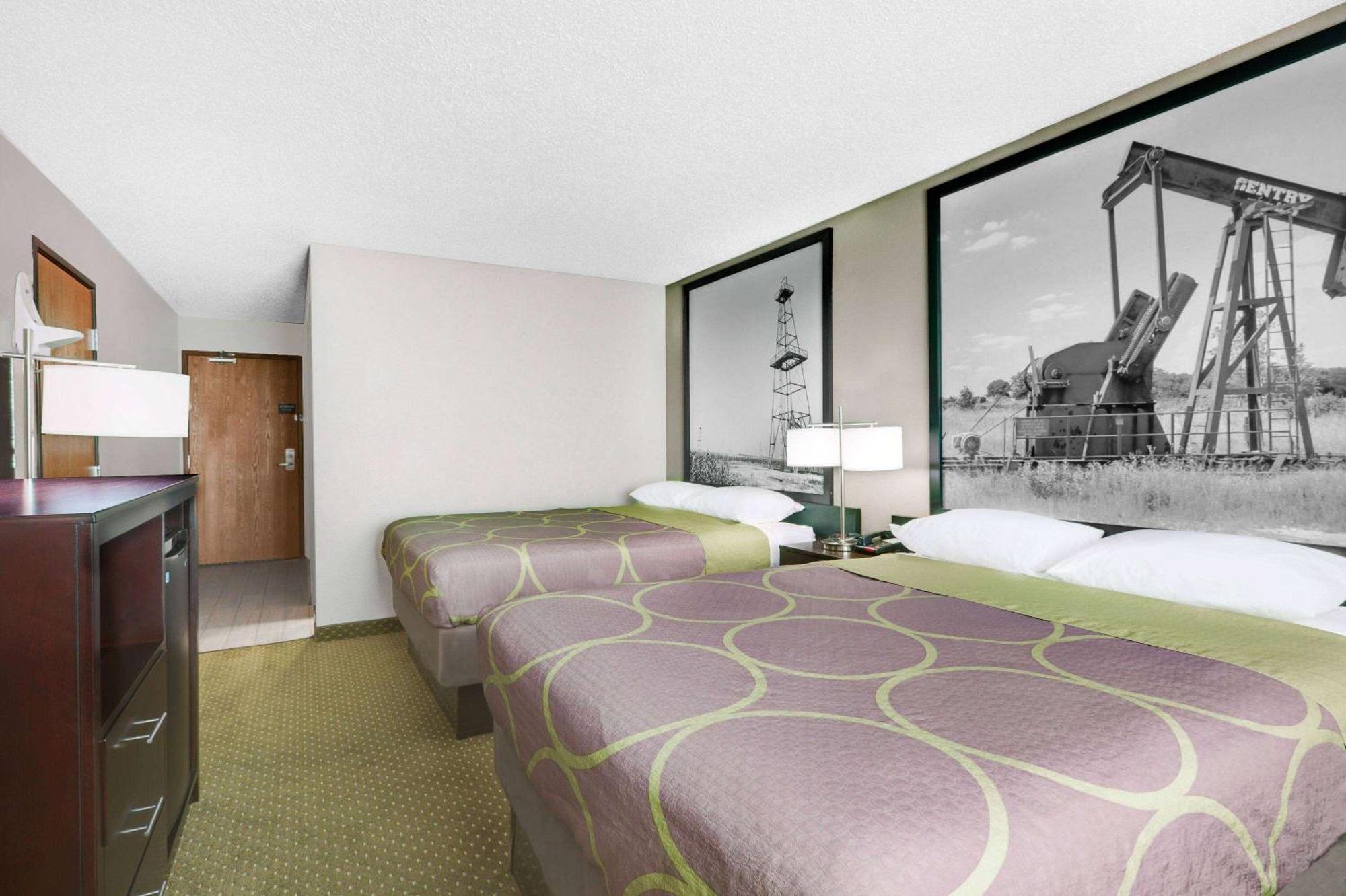 Motel Super 8 By Wyndham Bedford Dfw Airport West Extérieur photo